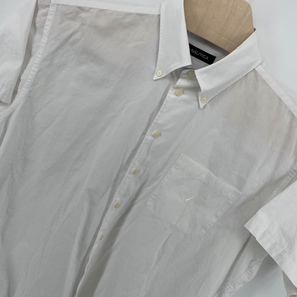 Nautica Mens XL White Short Sleeve Button Down Shirt Cotton Classic Fit Pocket